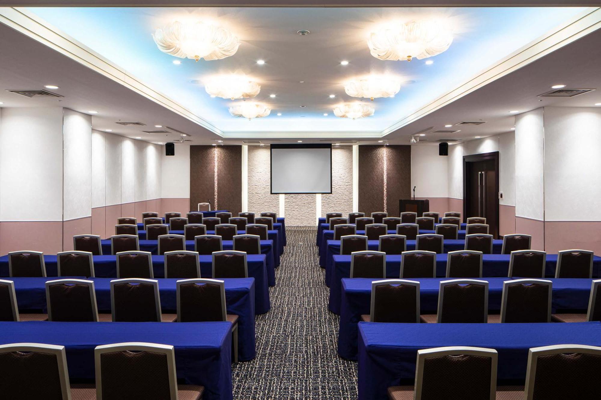 Hotel Metropolitan טאקסאקי מראה חיצוני תמונה